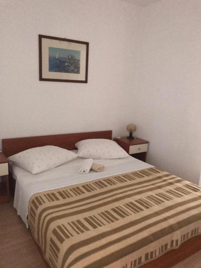 Apartman Covic Makarska Bagian luar foto